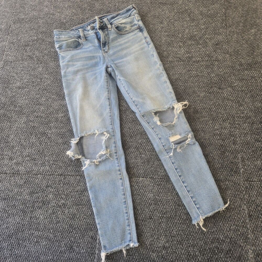 AMERICAN EAGLE DISTRESSED JEGGING JEANS SUPER STRETCH  SIZE 4 Crop Short Grunge